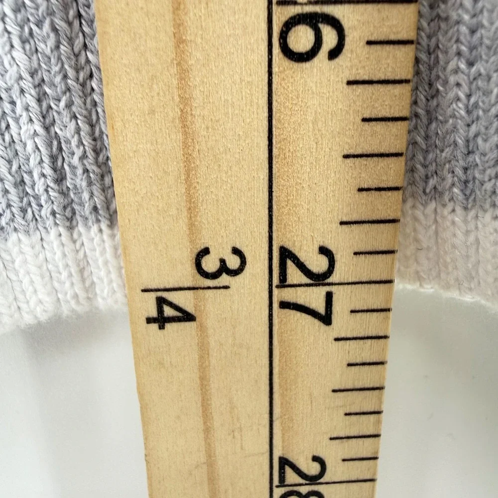 OFFLINE by Aerie Grey Tennis Sweater Vest Cardigan‎ Button Front Women's Small